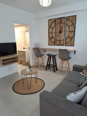 Appartement Cosy, T2 Situé en Centre ville de Saint-Pierre